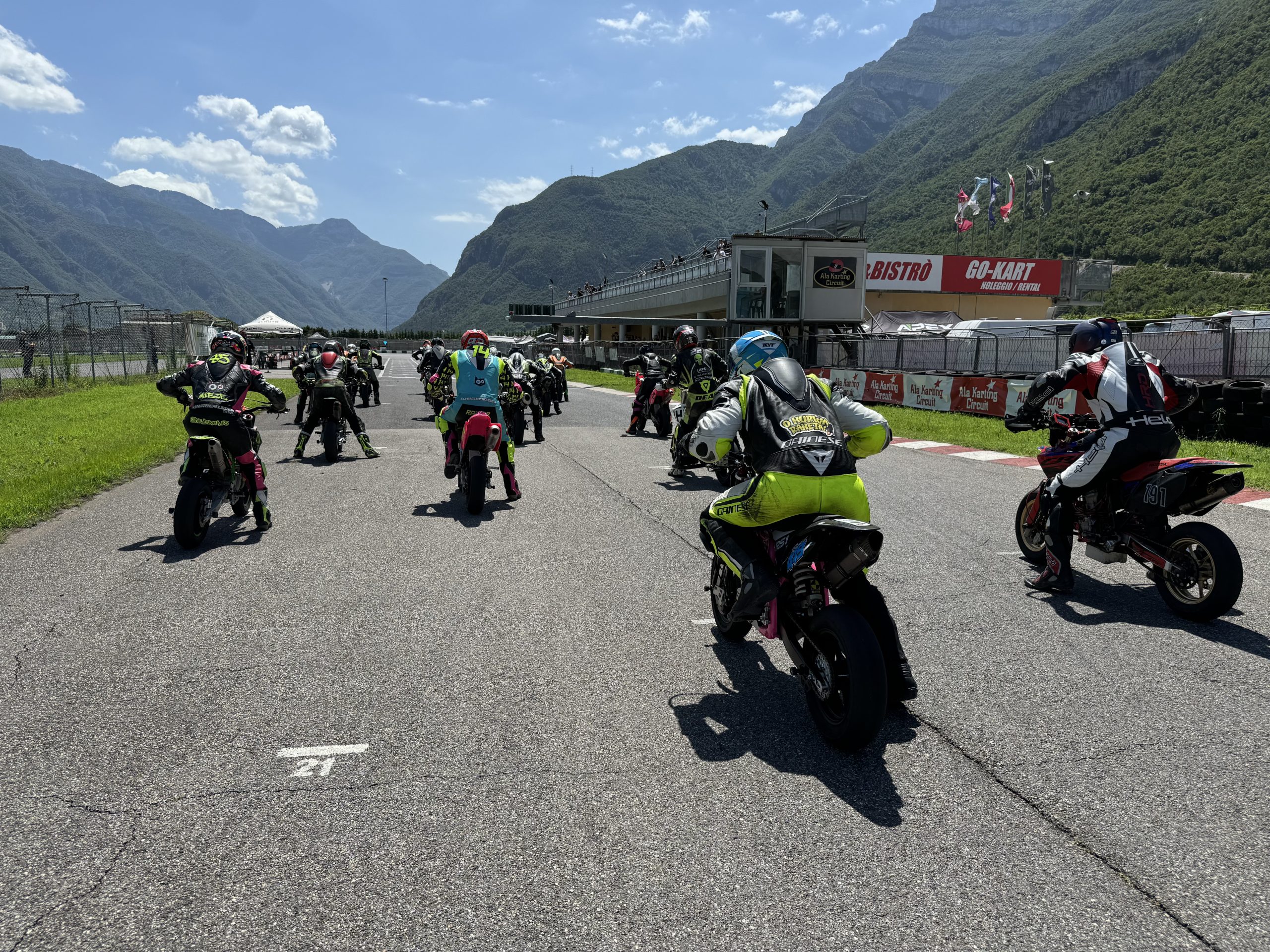 Startklar für die Saison 2025 – mit Vollgas ins neue Jahr!